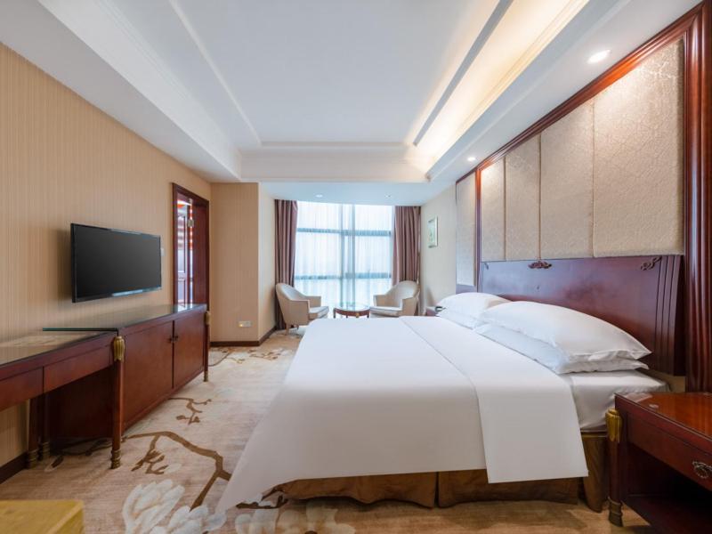 Vienna Hotel Shenzhen Songgang Shajiang Road Екстериор снимка