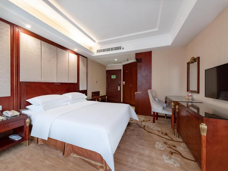 Vienna Hotel Shenzhen Songgang Shajiang Road Екстериор снимка