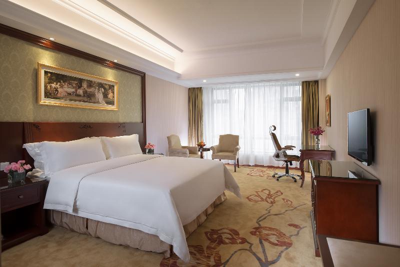 Vienna Hotel Shenzhen Songgang Shajiang Road Екстериор снимка